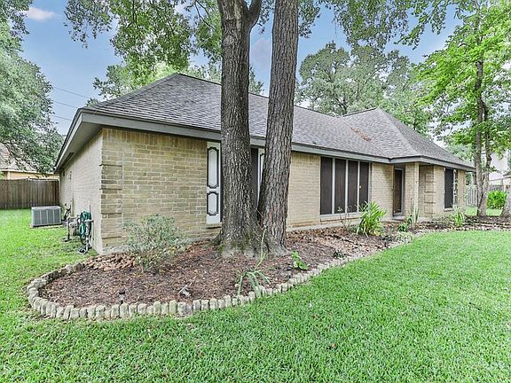 3rd image of 3606 Maple Glen Dr