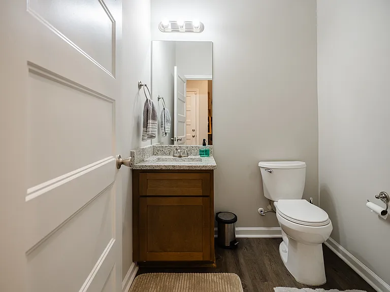 115 Governors Blvd — Photo 5