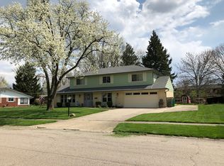 2074 Springmill Rd, Dayton, OH 45440