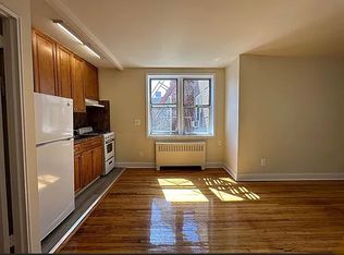 143-06 Barclay Ave APT 4F, Flushing, NY 11355