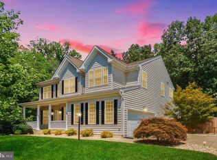 10 Garner Dr, Fredericksburg, VA 22405