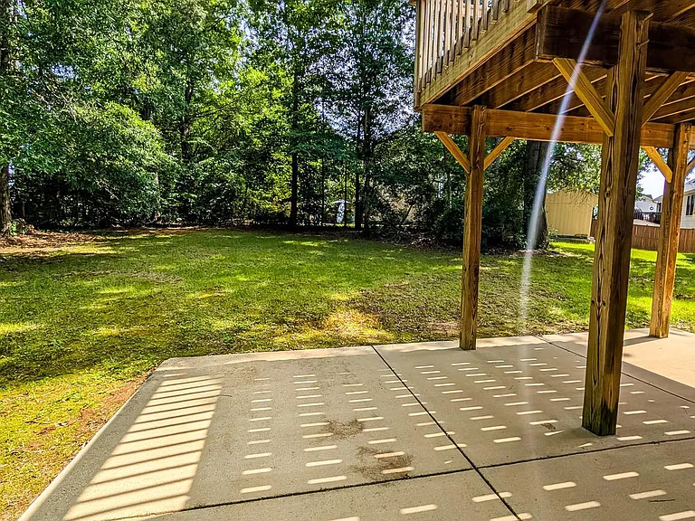 21530 Warwick Ct — Photo 48