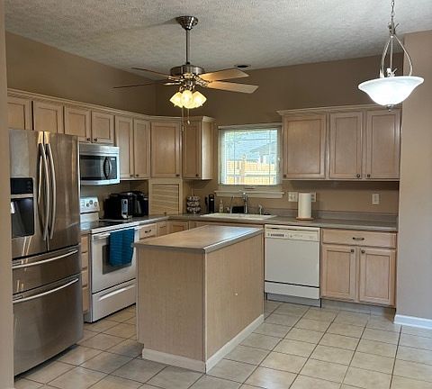 5th image of 13918 Charleswood Ct