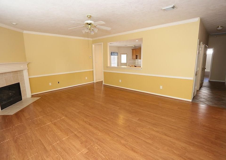 1st image of 5110 Playa Dr