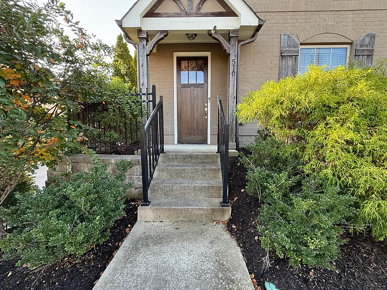 510 Harpeth Park Dr — Photo 1