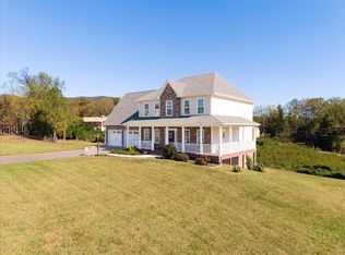 250 Thornblade Way, Blue Ridge, VA 24064