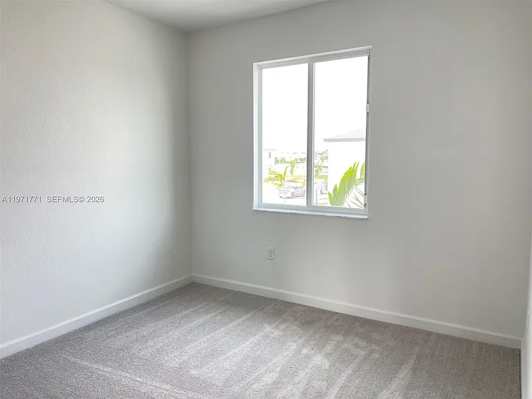 1427 SE 7th Ter #1427 — Photo 23