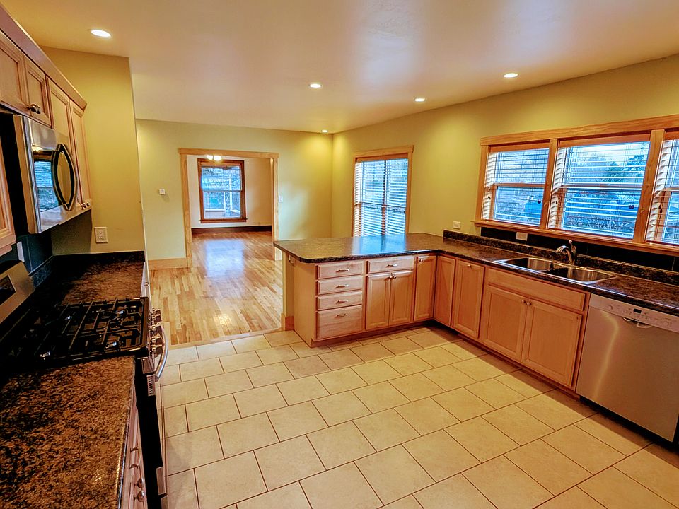 Kitchen and dining room