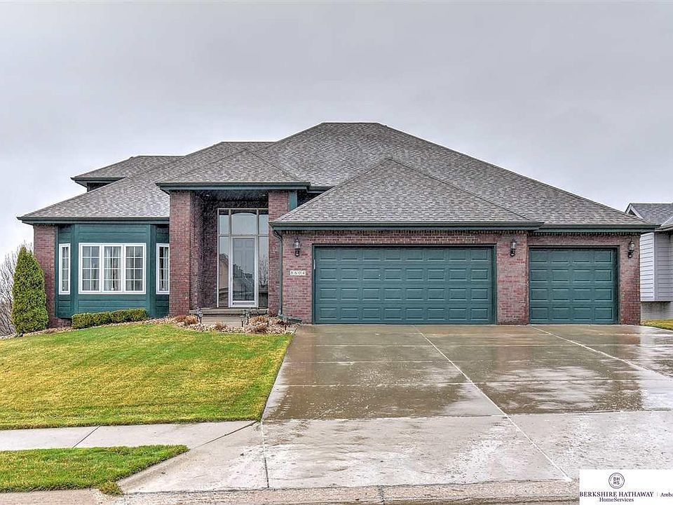 1st image of 8604 S 97th Ave