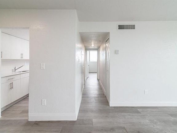 3rd image of 12301 NE 4th Ave #312