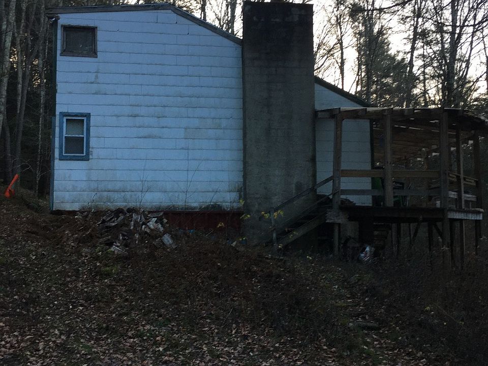 2nd image of 30 Chris Long Rd