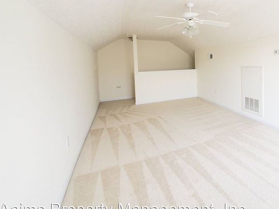5th image of 329 Belmont Dr