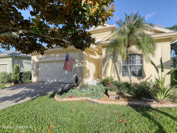 565 Greenleaf Ln, Titusville, FL 32780
