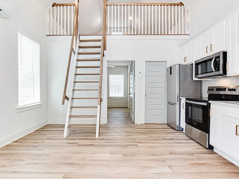 One Athens - 610 Barnett Shoals Rd — Photo 19