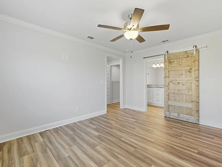 5017 Hamilton Cir — Photo 15