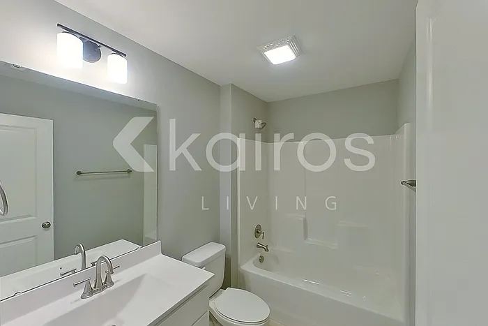 3705 Oak Leaf Way #E — Photo 14