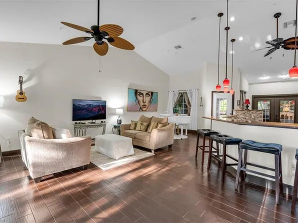 8085 Celeste DR #824, NAPLES, FL 34113