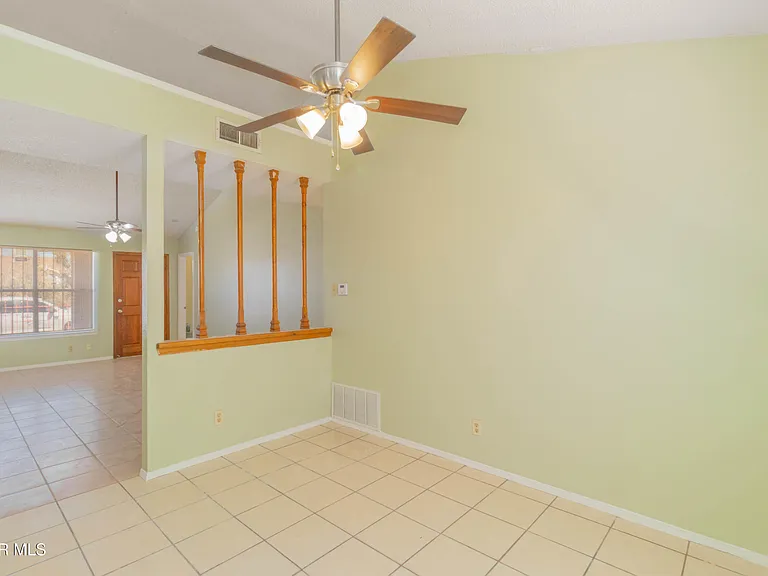 12056 Bellows Ct — Photo 16