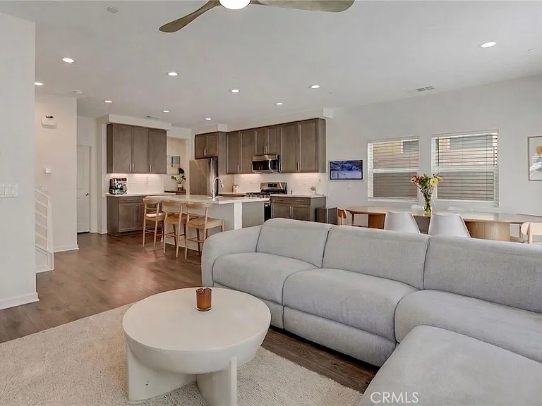 31969 Monet Pl — Photo 8