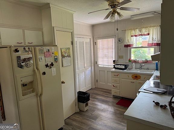 5th image of 1718 Myrtle Rd