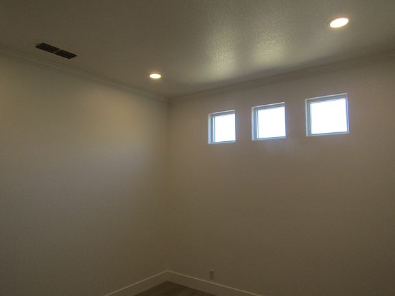 5th image of 10116 Lambeau Ct