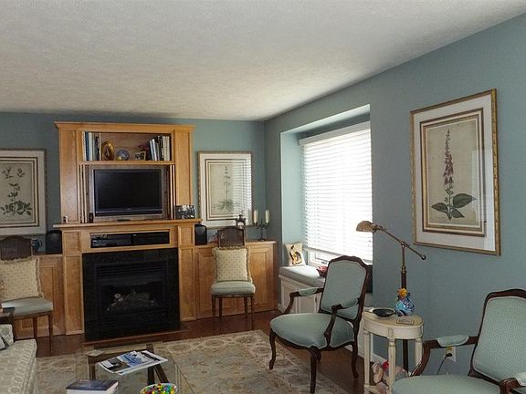 5th image of 6369 Ridge Dr
