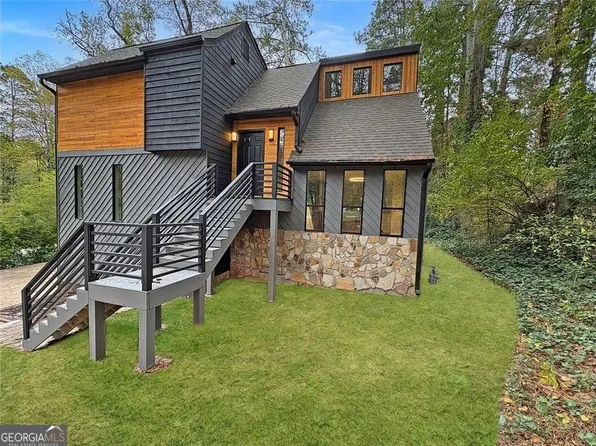 367 Lake Forest Dr, Acworth, GA 30102