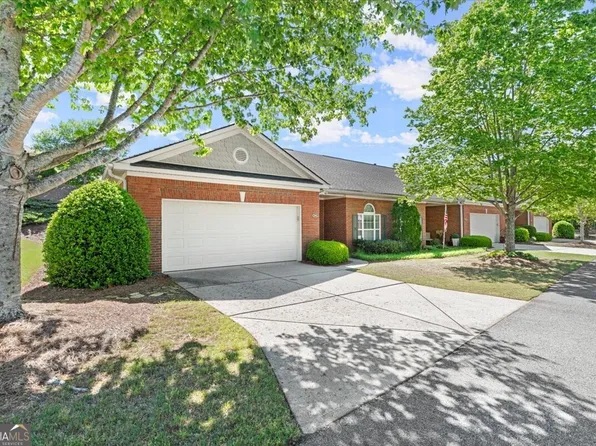 561 Sawnee Corners Dr, Cumming, GA 30040