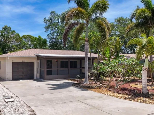 5135 101st St N, Saint Petersburg, FL 33708