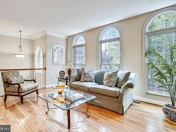 2nd image of 10547 Tuckerman Heights Cir