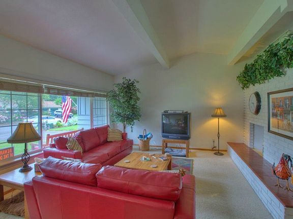 2nd image of 6106 118th St SW