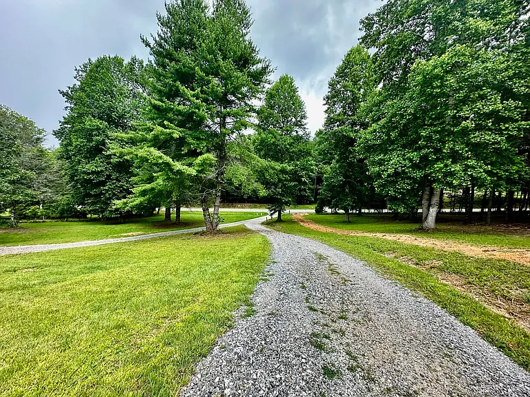 15 Bonanza Ln — Photo 42