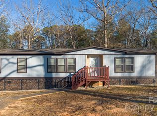 50 N Duncan Hill Ln, Taylorsville, NC 28681
