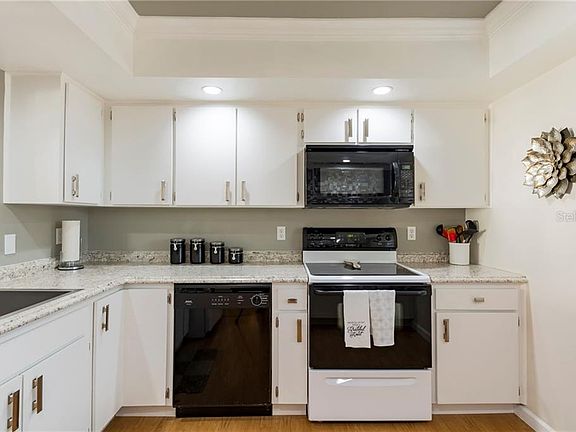 4th image of 2400 Winding Creek Blvd APT 9-203