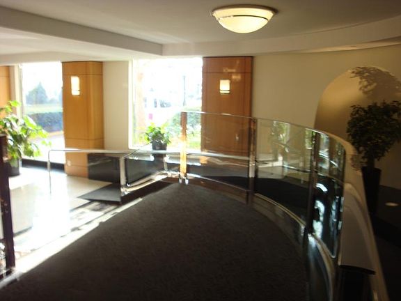 5th image of 377 S Harrison St APT 17N