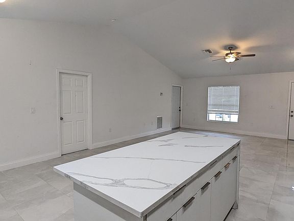 5th image of 215 Grenada St NE