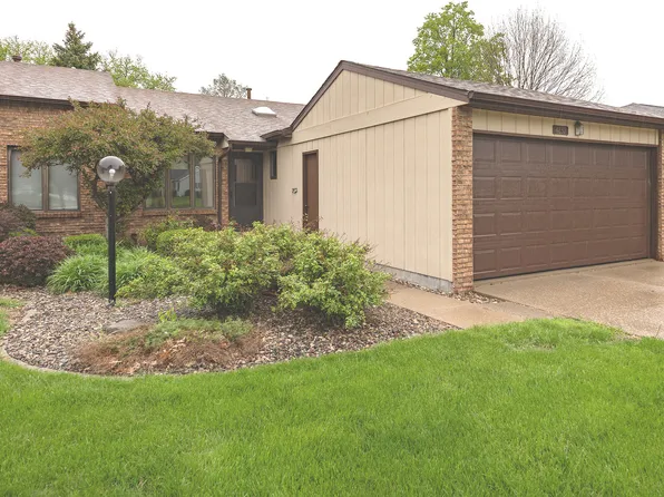 4237 26th Ave #1, Moline, IL 61265