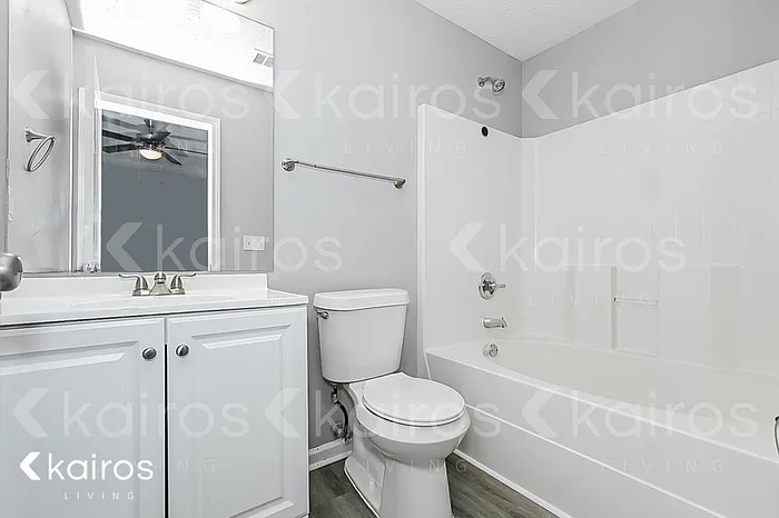 6914 Aldora Dr — Photo 8