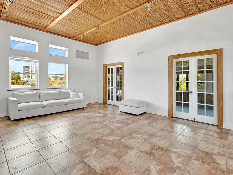 217 Marina Dr — Photo 35