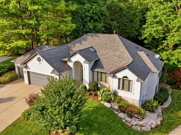 9443 Ridgecreek Ct, Indianapolis, IN 46256