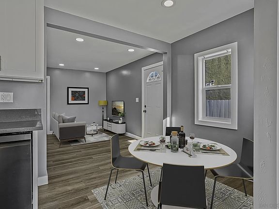 4th image of 3883 38th St