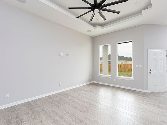 5th image of 9201 Wintergreen Ct