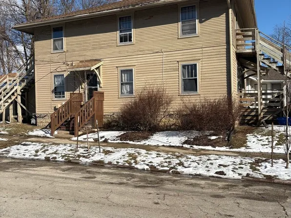 511 W Mulberry St, Bloomington, IL 61701