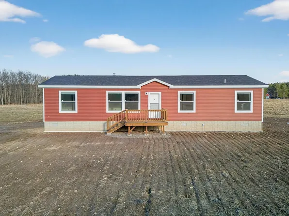 19056 Island View Dr, Mora, MN 55051