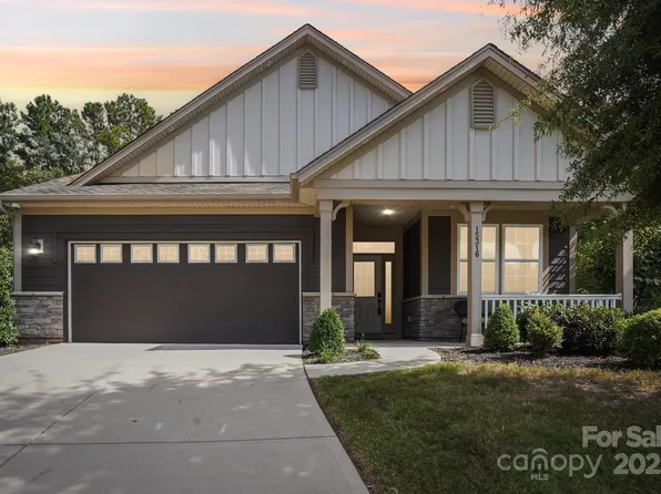 15316 Red Canoe Way, Charlotte, NC 28278