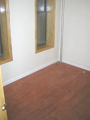 Rented by AWC Real Estate | media 25
