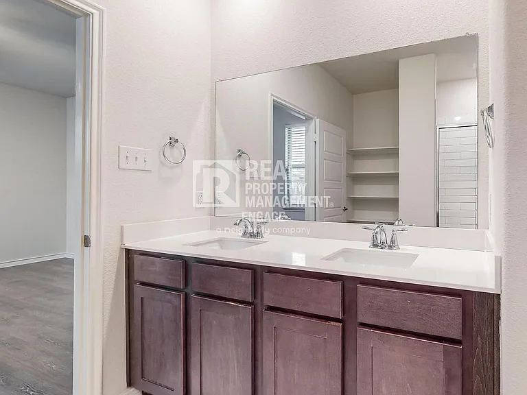 2321 Astapor Dr — Photo 34
