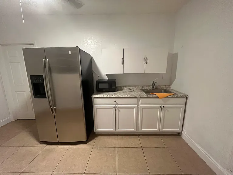 14311 SW 49th St — Photo 3