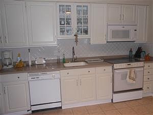 2nd image of 7401 Westlake Ter APT 413