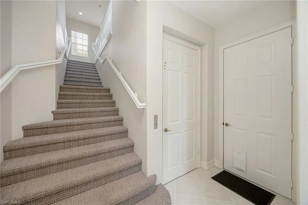 2 bed, 2.0 bath, 2000 sqft, $7,000 — Photo 4